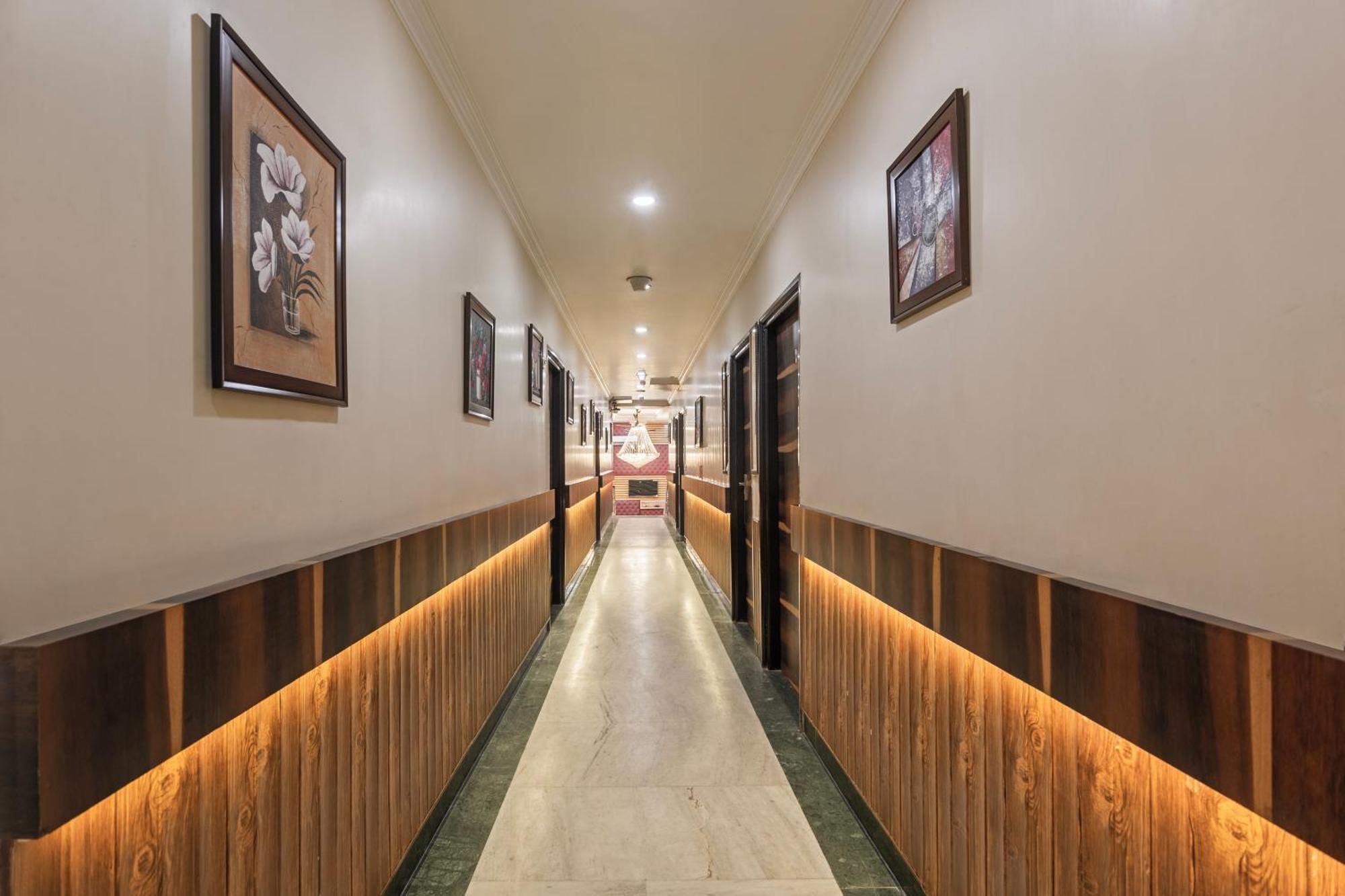 Hotel Mahajan International, Delhi Airport Nowe Delhi Zewnętrze zdjęcie