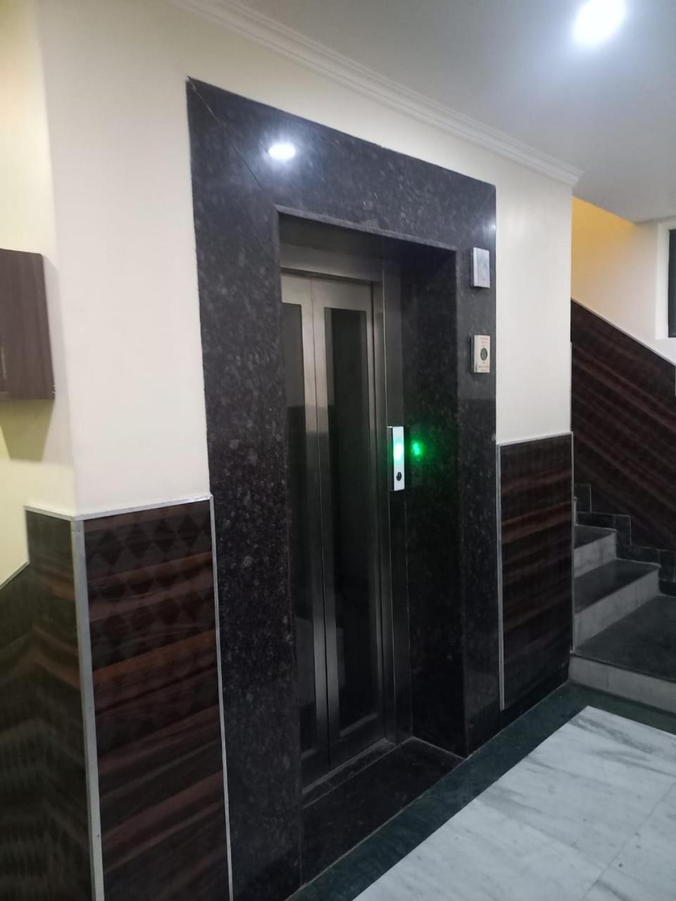 Hotel Mahajan International, Delhi Airport Nowe Delhi Zewnętrze zdjęcie